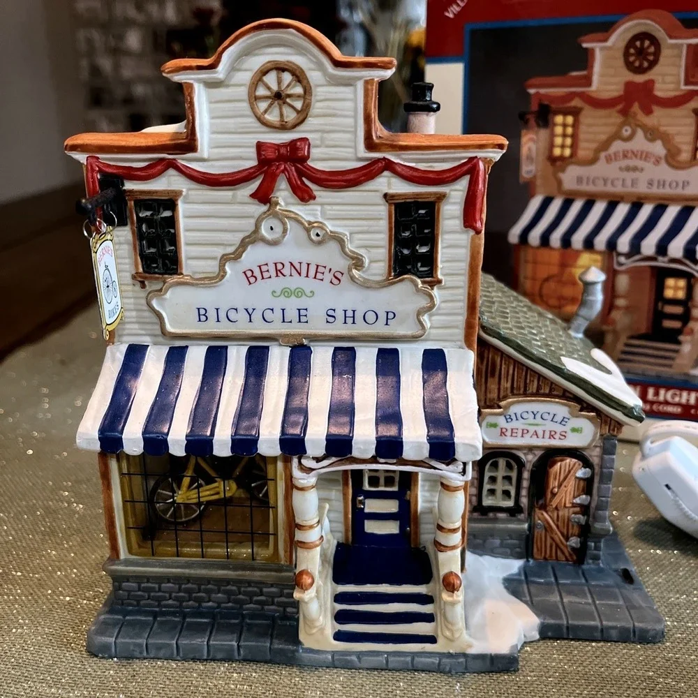 Lemax Village Harvest Crossing Porcelain Bernie's Bicycle Shop 2001